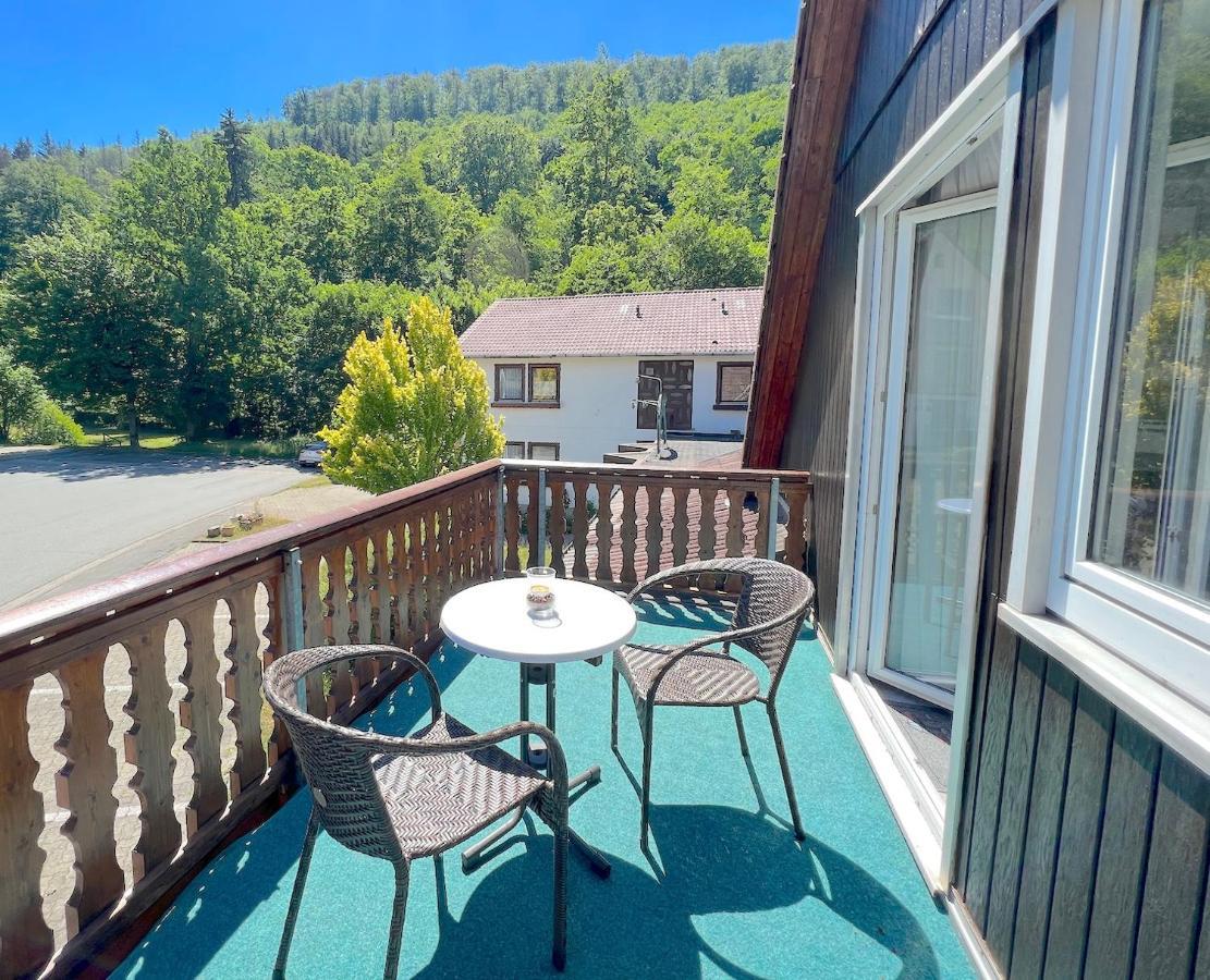 Vor Lauter Baeumen B&B Zorge Exteriör bild